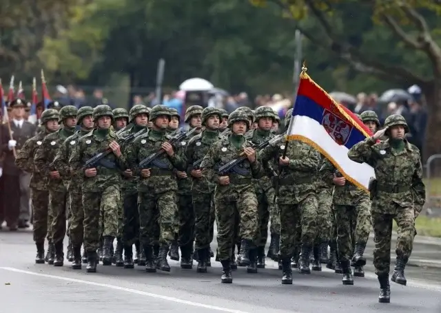 Армию Сербии привели в повышенную боеготовность из-за ситуации в Косове и Метохии