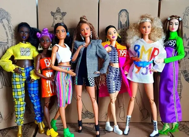 Барби со сколиозом: как выглядит кукла Mattel с проблемами позвоночника