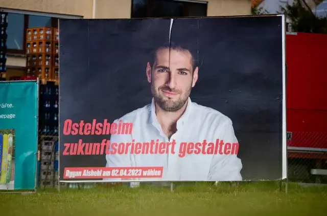 Мэром города в Германии стал сирийский беженец, приплывший в Европу на резиновой лодке